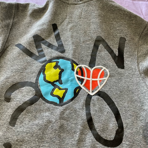 Gray Jordan Hoodie - Picture 3 of 7